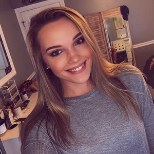 Meet your Posher, Paige